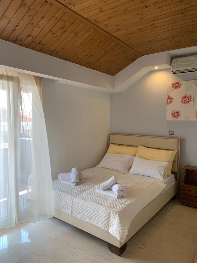 Platon Hotel Néoi Póroi Luaran gambar